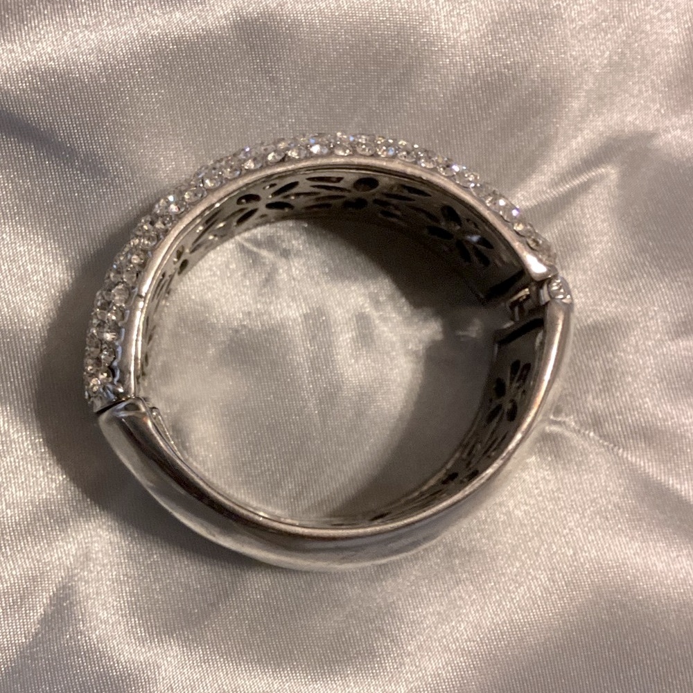 Vintage Rhinestone Cuff - Picture 7 of 10